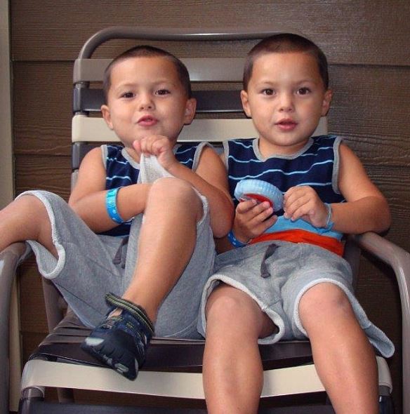 Childhood-photo-of-Javon-with-his-brother-Jaden