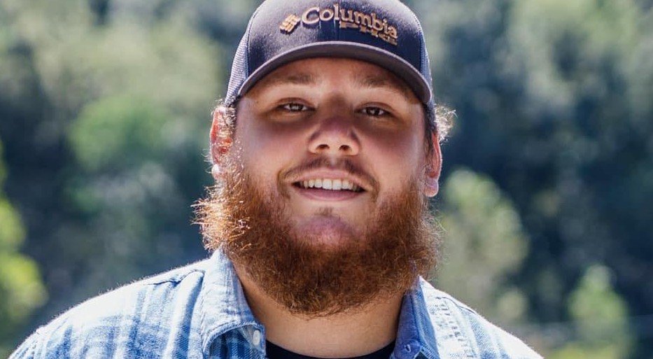 Luke Combs Net Worth 2022: Wiki, Bio, Early Life, Career, Awards & Achievements, Life Lessons, Videos 10 Luke-Combs-Wiki