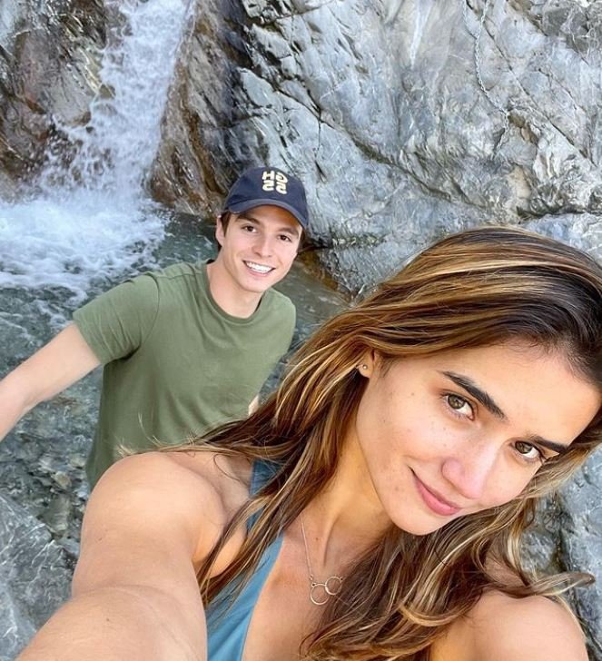 Nicholas Chavez Net Worth 2022: Wiki, Biography, Age, Height, Girlfriend, Parents, Net Worth, Ethnicity & More 20 Nicholas-with-his-girlfriend-Callie-Morken