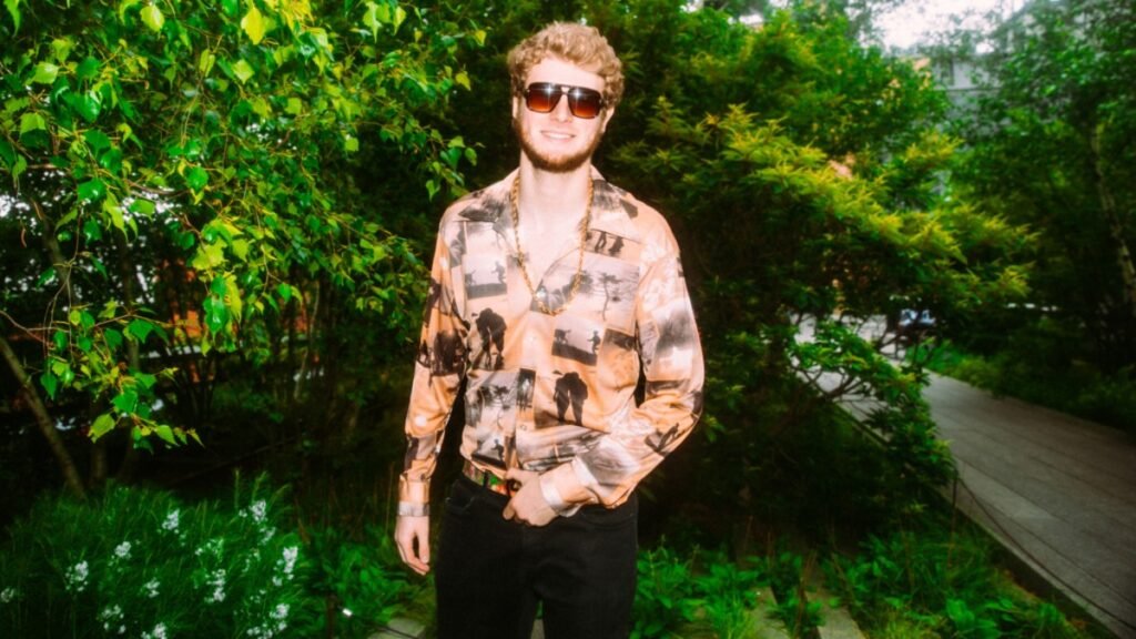 Yung Gravy Net Worth 2022: Wiki, Biography, Age, Personal Life, Girlfriend, Height, Career 12 Yung-Gravy-Personal-Life